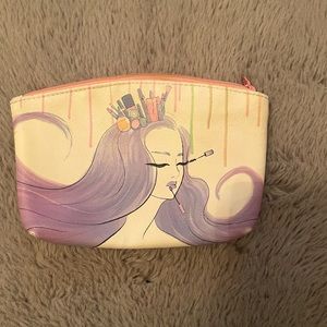 Ipsy makeup bag